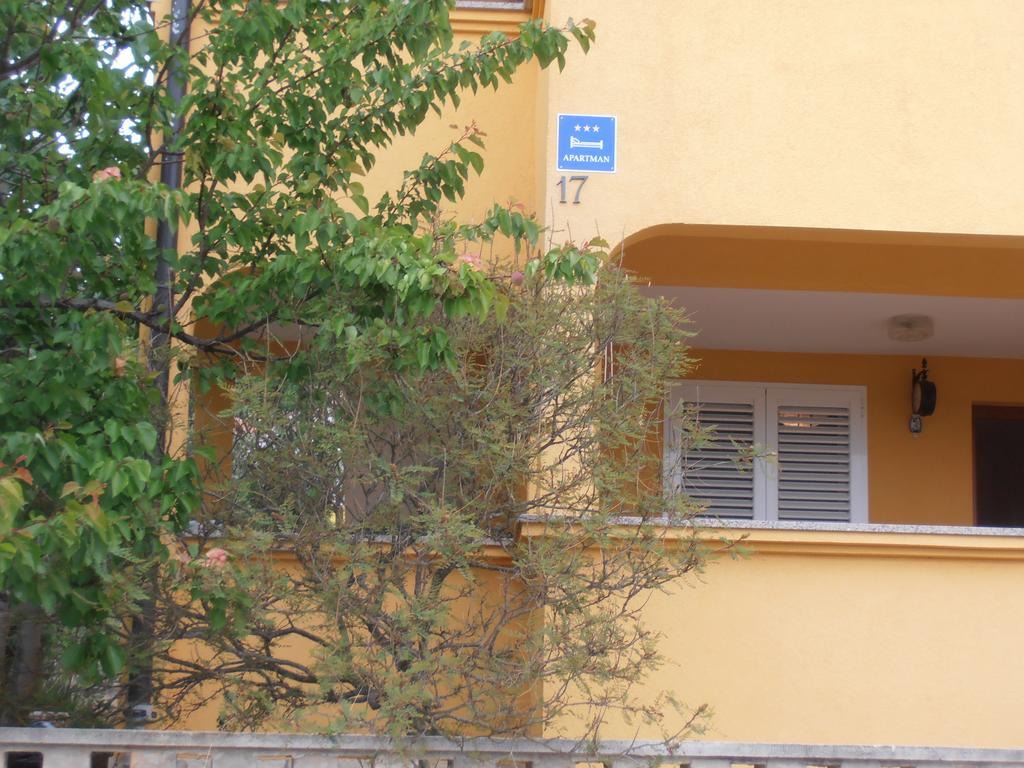 Apartment M&M Ґорні Карин Екстер'єр фото
